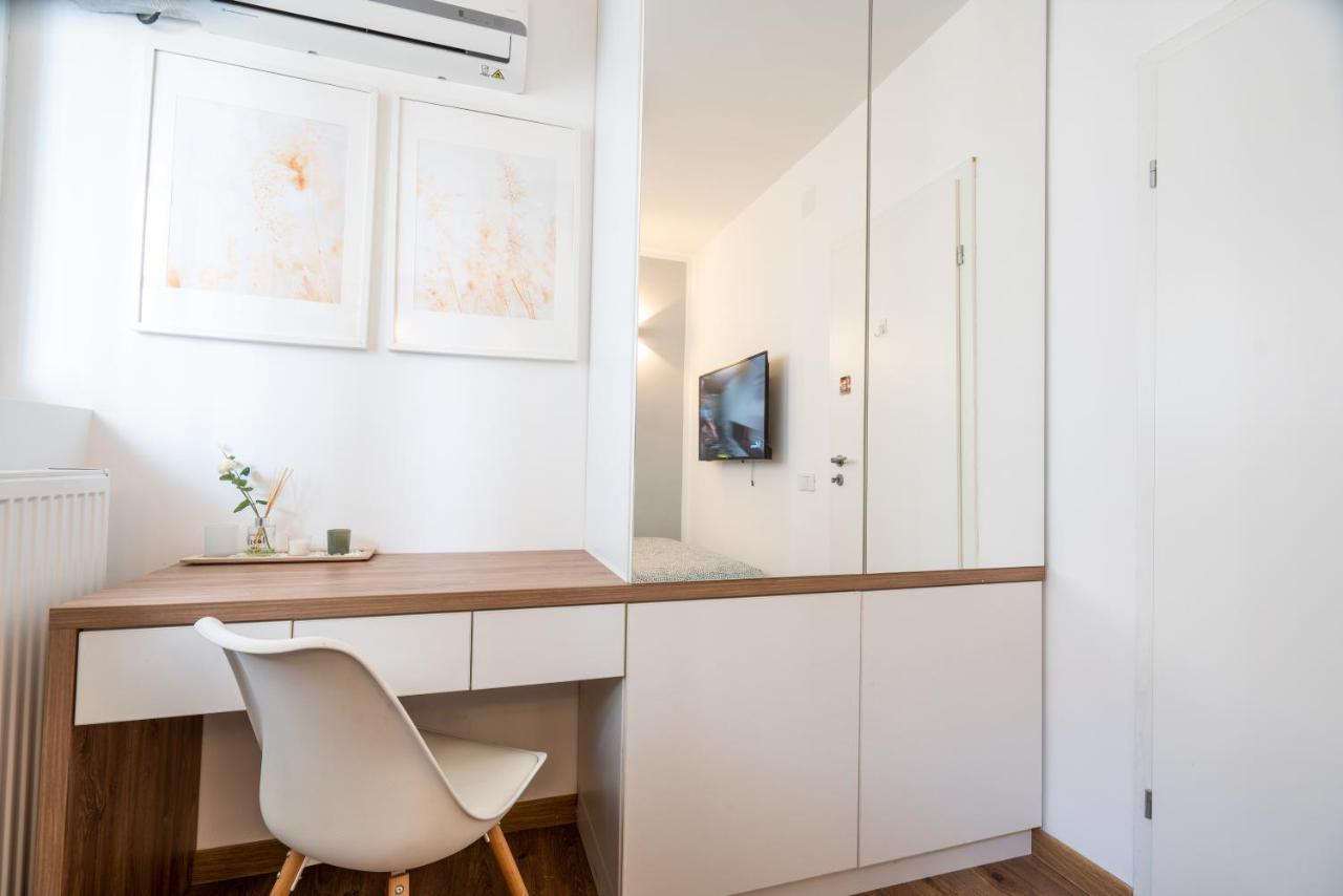 Cozy Design Apartament In Magheru Bucareste Exterior foto