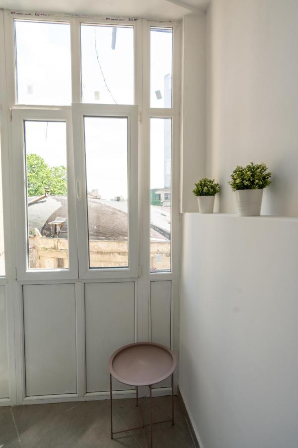 Cozy Design Apartament In Magheru Bucareste Exterior foto